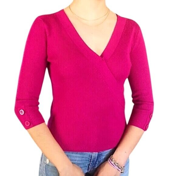 NEW YORK & CO.- WOMEN PULLOVER V-NECK BELTED KNIT SWEATER TOP-MAGENTA SIZE SMALL - Picture 1 of 4